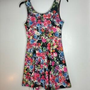 Floral Mini Skater Dress Playful Fun Juniors Sz L